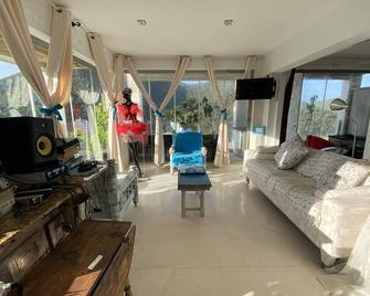 Ibiza Beach Front Penthouse - Santa Eulalia del Rio - Sala de estar