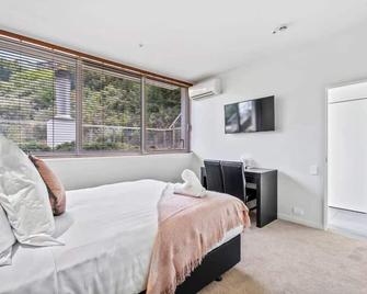 Tranquil Modern Studio - Queenstown - Schlafzimmer