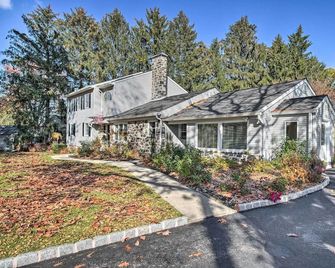 Near Philly And Pga Champ! Inviting Home - Wayne - Building