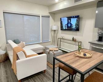 Designer furnished | Downtown | Elevator | Work here | Garage Park | in-unit W/D - Walnut Creek - Living room