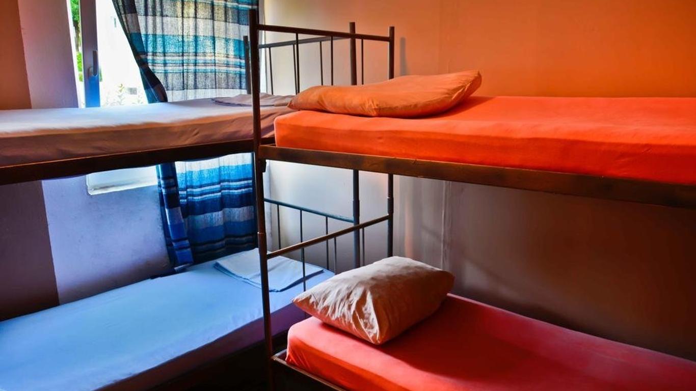 Hostel Anton