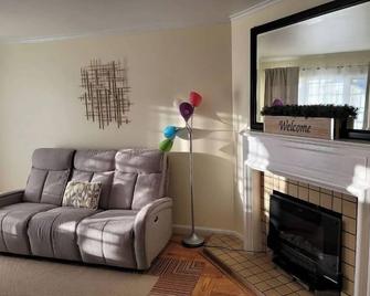 Charming Cozy Home in nature SF views and parks. - San Francisco - Sala de estar