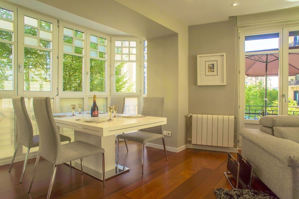Downtown Design Apartment - San Sebastián - Sala pranzo