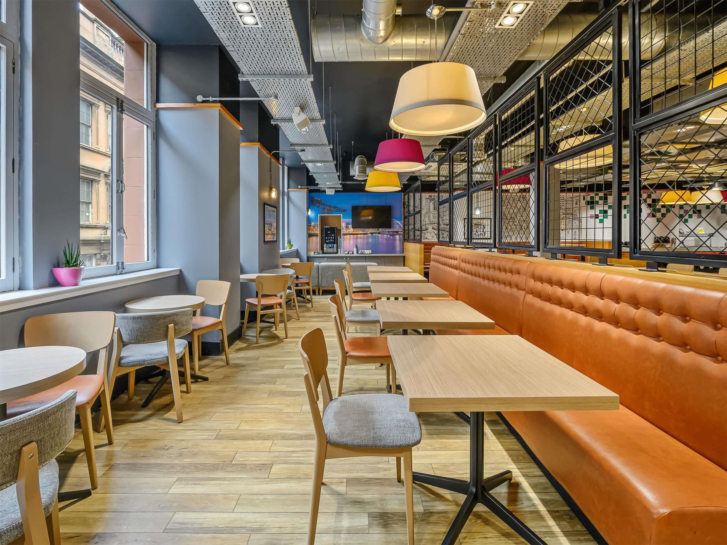 إيبيس إستيلز غلاسكو سنتر جورج سكوير - غلاسكو - مطعم