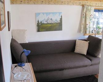 Cosy house with garden for 2-4 persons - Rauris - Huiskamer