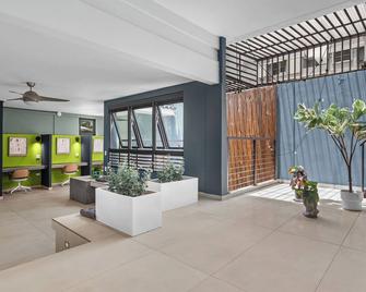 La Buena Vida Inn - San Juan - Lobby