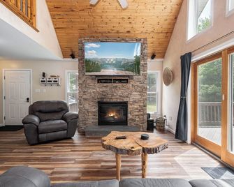 Solitude - Swanton - Sala de estar