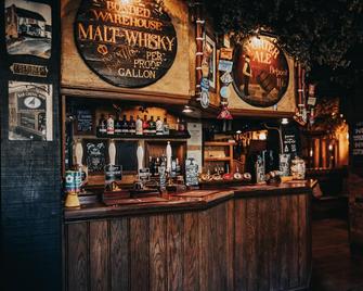 The Black Horse Inn - Maidstone - Bar