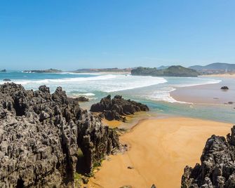 Hotel Los Arces - Isla - Platja