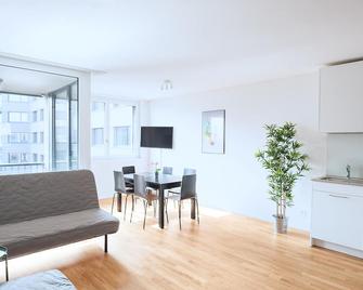 Bs Fox V - Messe Hitrental Apartment - Basel - Dining room