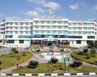 The Guard Hotel - Cairo - Building