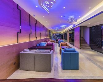 Hollyston Hotel of Chengdu - Chengdu - Lobby