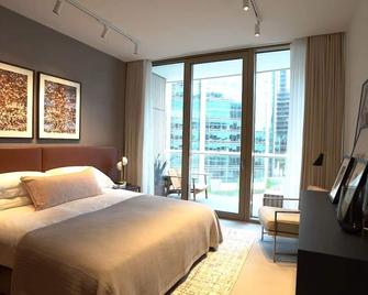 Canary Wharf Spacious Luxury Apartment - London - Schlafzimmer