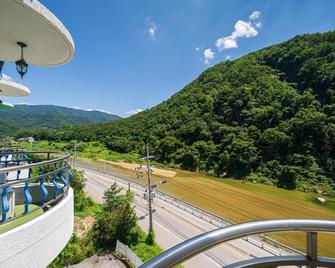 Pocheon Santorini - Pocheon - Balcón