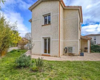 Splendid family home in Toulouse - Tolosa - Edifici