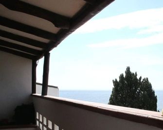 Hotel Pop - Dorgali - Балкон