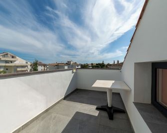 Apartamentos Sunway Apollo - Sitges - Balcony