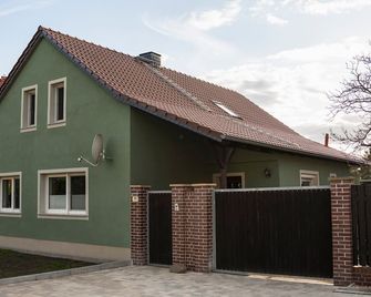 Ferienhaus zum Johannisthal - Hohenbocka - Gebäude
