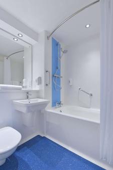 Travelodge Newcastle Central 33 123 Newcastle Upon - 