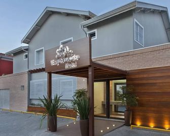 Hotel Esplanada - Campinas - Building