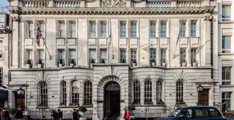 Courthouse Hotel - London - Building