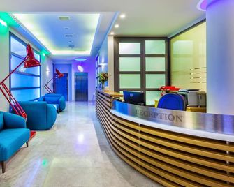 Porto Marine Hotel - Platamon - Rezeption