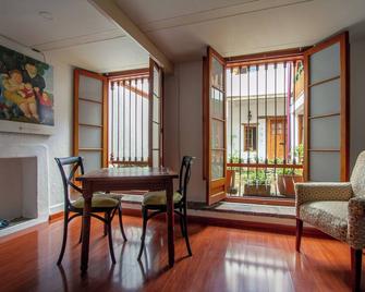 Apartaestudios La Candelaria - Bogotá - Sala pranzo