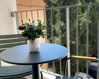 Hotel Rotonde - Aix-en-Provence - Balcón