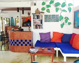 Hotel Tropical Sands Dominical - Dominical - Front desk