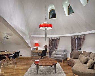 Ramada Plaza by Wyndham Eskisehir - Eskişehir - Stue