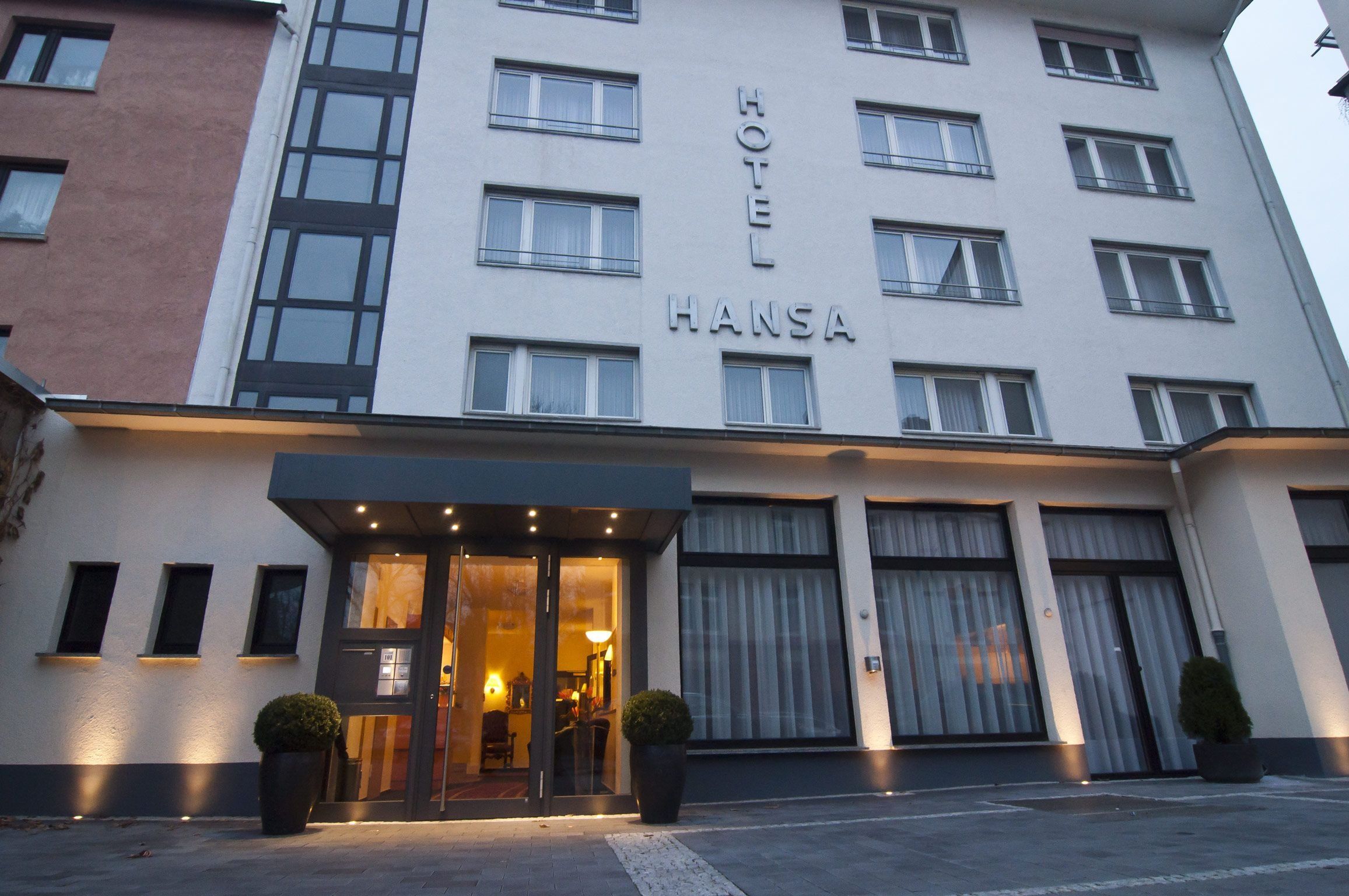 Hotel Hansa - Offenbach am Main - Building