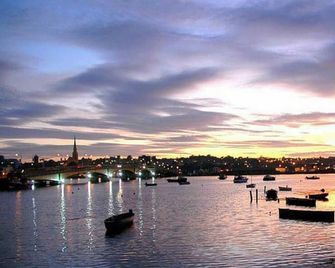 Riverbank House Hotel - Wexford - Näkymät ulkona
