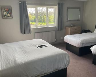 The Throckmorton - Alcester