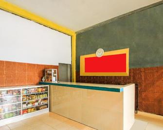 OYO 91855 Big Hotel Kendari - Kendari