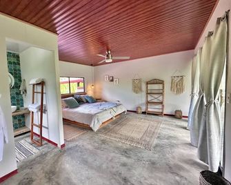 Finca Manglar-boat, horses, pool, tours included - Sierpe - Bedroom