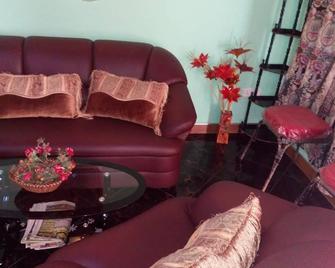 St Clair Holidayhome - Hatton - Living room