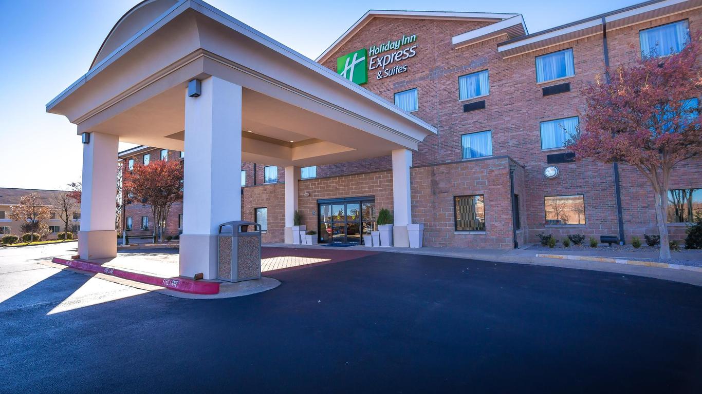 Holiday Inn Express Hotel & Suites Edmond, An IHG Hotel