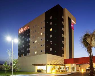 Ibis San Luis Potosi - סן לואיס פוטוסי - בניין