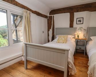1 White House Cottages - Ross-on-Wye - Bedroom