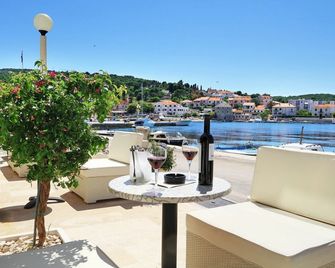 Hotel Vrilo - Adults Only - Bol - Balkon