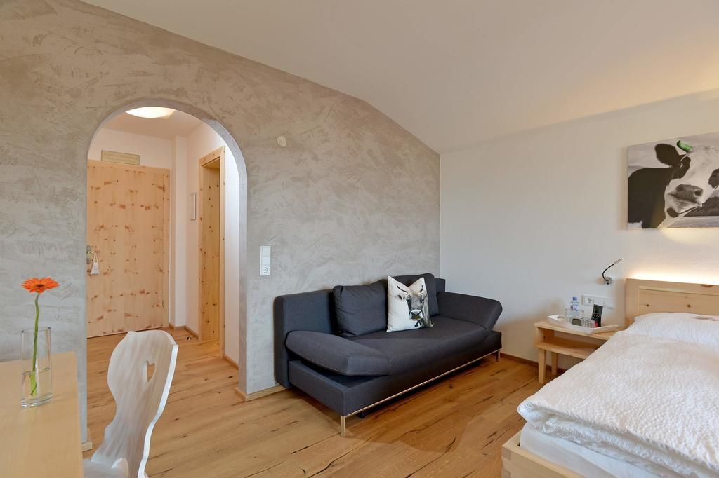 Haus Central From 93 Kossen Guest Houses Kayak