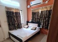 S4 Sruthi Service Apartments - Chennai - Schlafzimmer