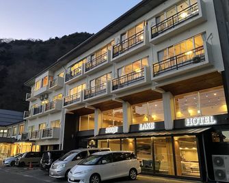 Shoji Lake Hotel - Fujikawaguchiko - Gebäude