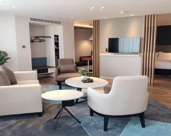 Holiday Inn Express Quanzhou City Center By IHG - קואנג'ואו - סלון