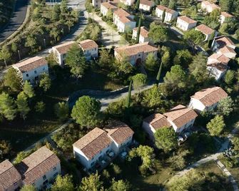 Village Le Rouret - maison avec piscines partagées - Grospierres - Buiten zicht