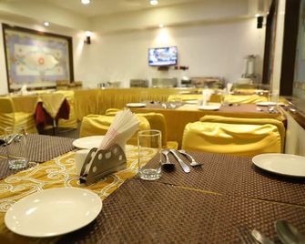 Hotel Republic - Patna - Restaurant