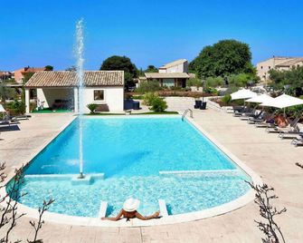 Artemisia Resort - Ragusa - Pool