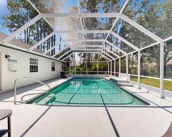 Coastal Casa - Palm Coast - Pool