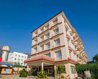 Hotel Jagdamba - Jammu - Building