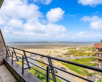 Long Island 19, B52 G - Oostduinkerke - Balkon